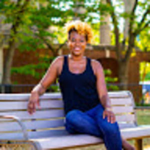 Meet your Posher, Magaela